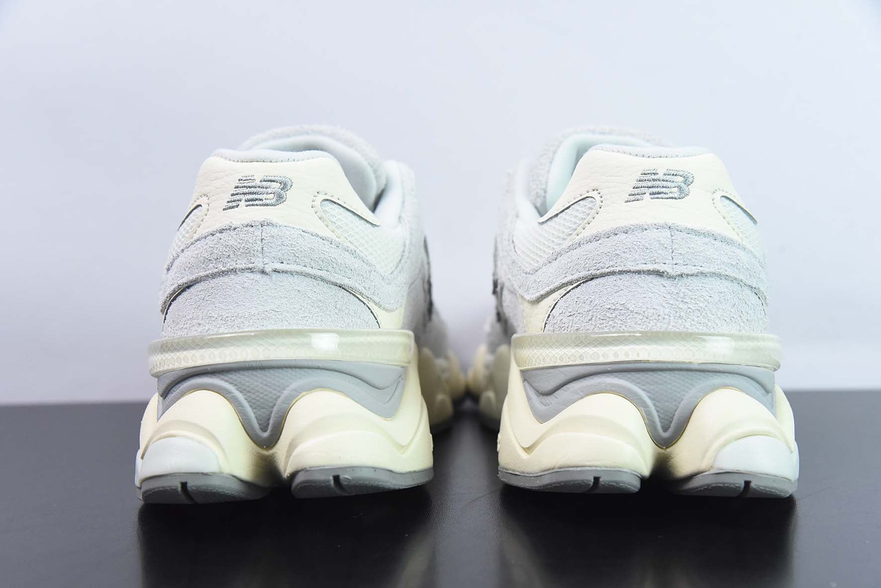 New Balance 9060 'Quartz Grey' (Pronta Entrega)