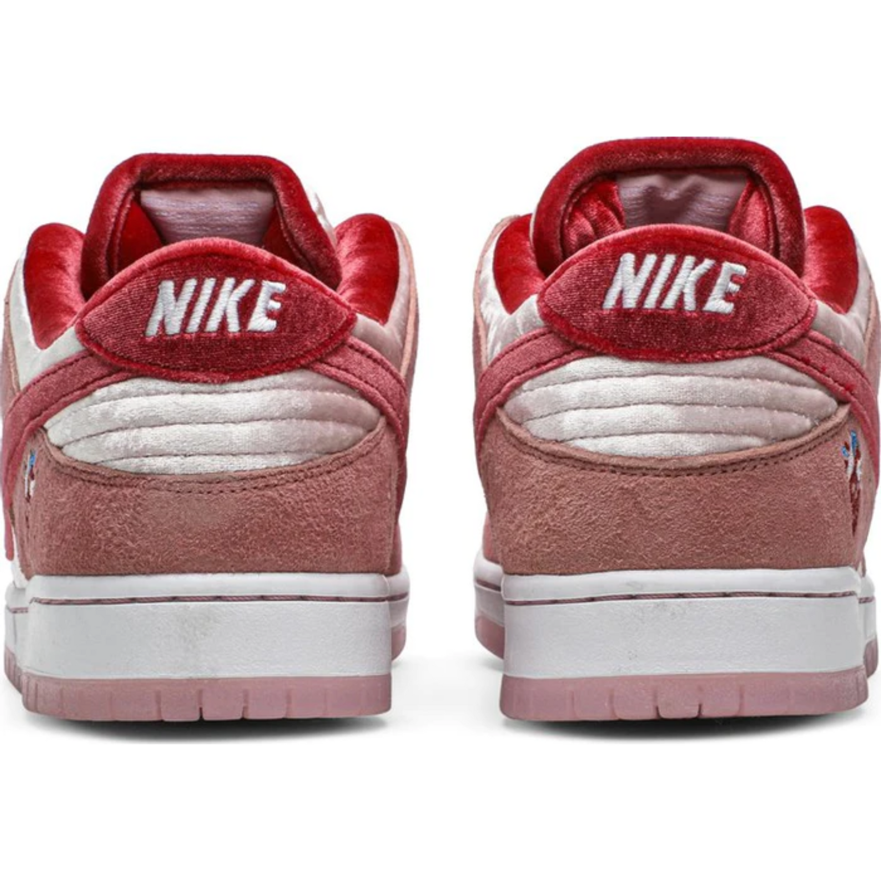 StrangeLove x Dunk Low SB 'Valentine's Day'
