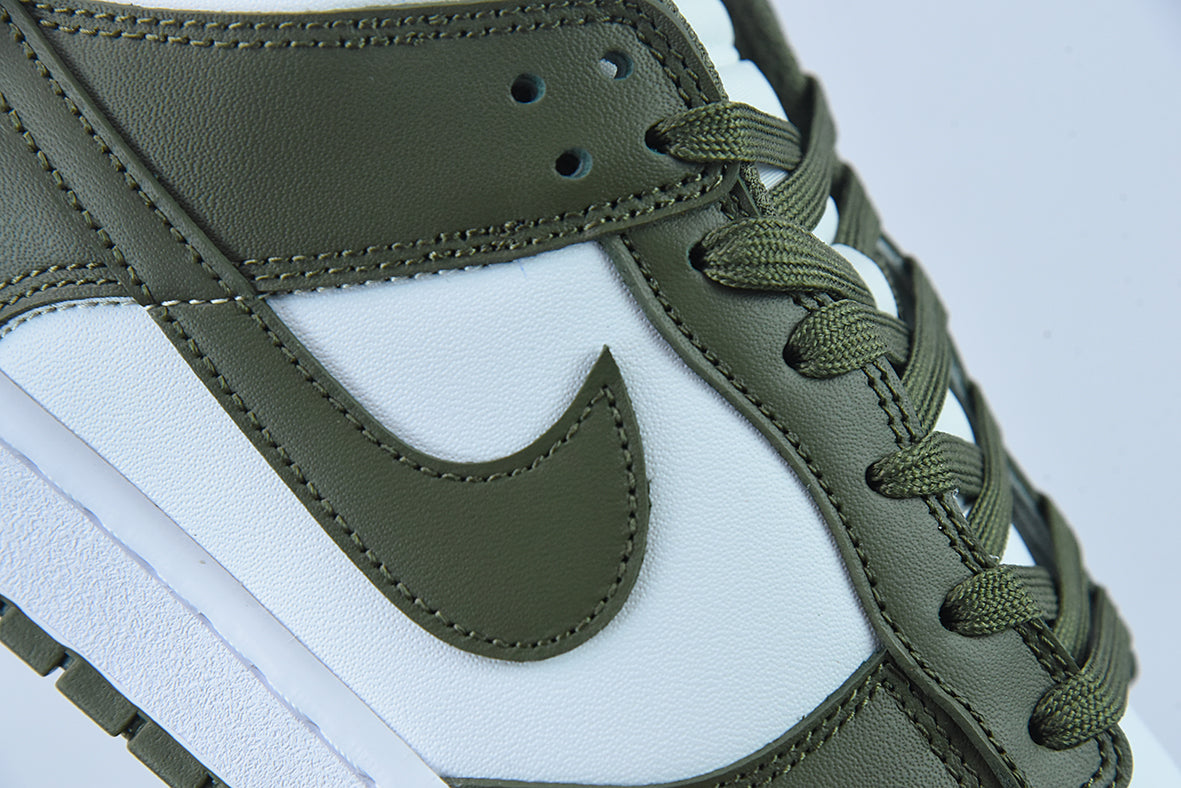 Nike Dunk Low 'Medium Olive' (Pronta Entrega)