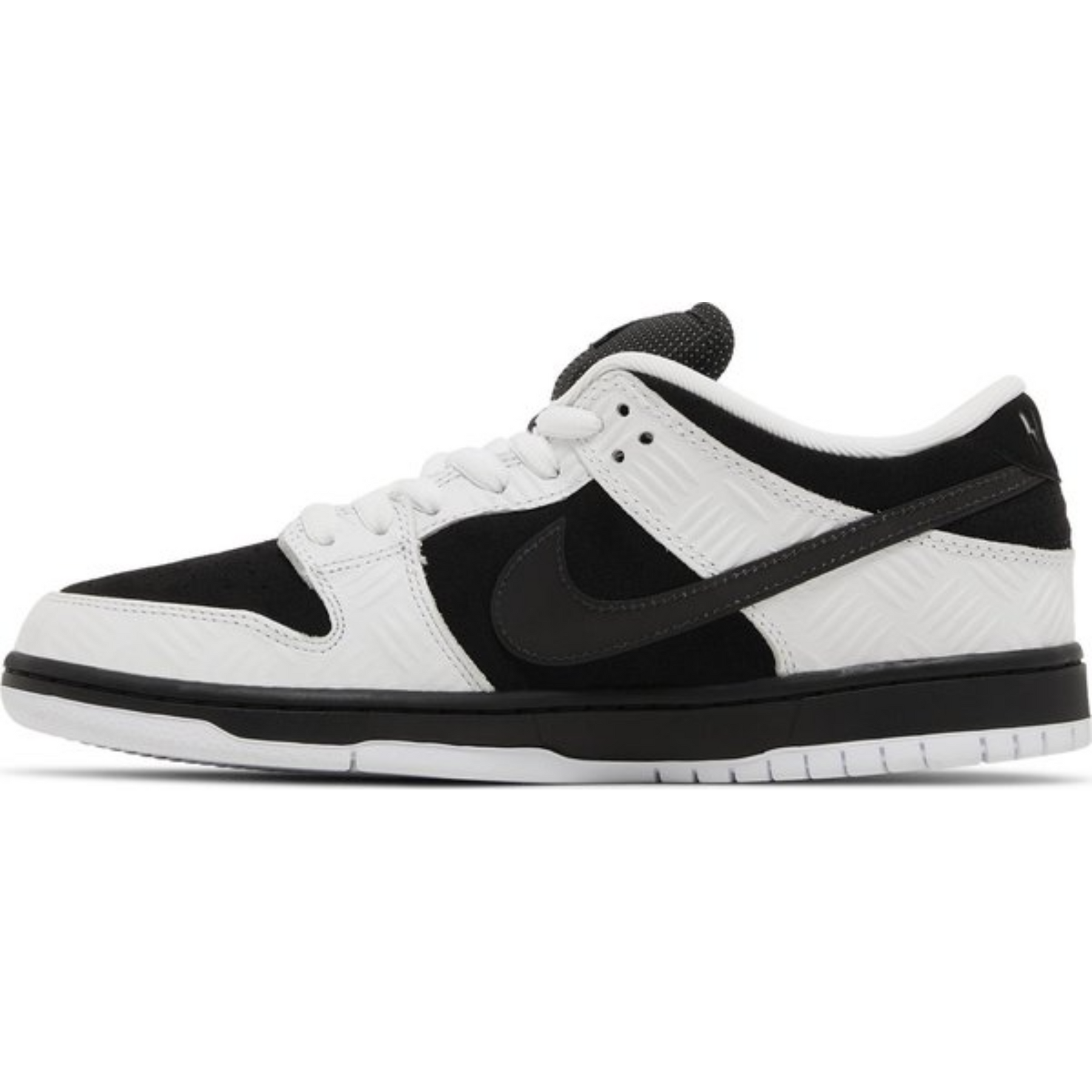 TIGHTBOOTH x Dunk Low SB