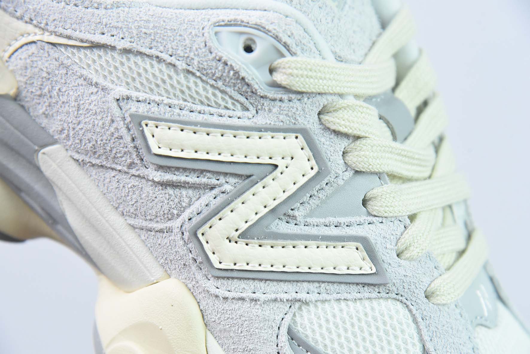 New Balance 9060 'Quartz Grey' (Pronta Entrega)