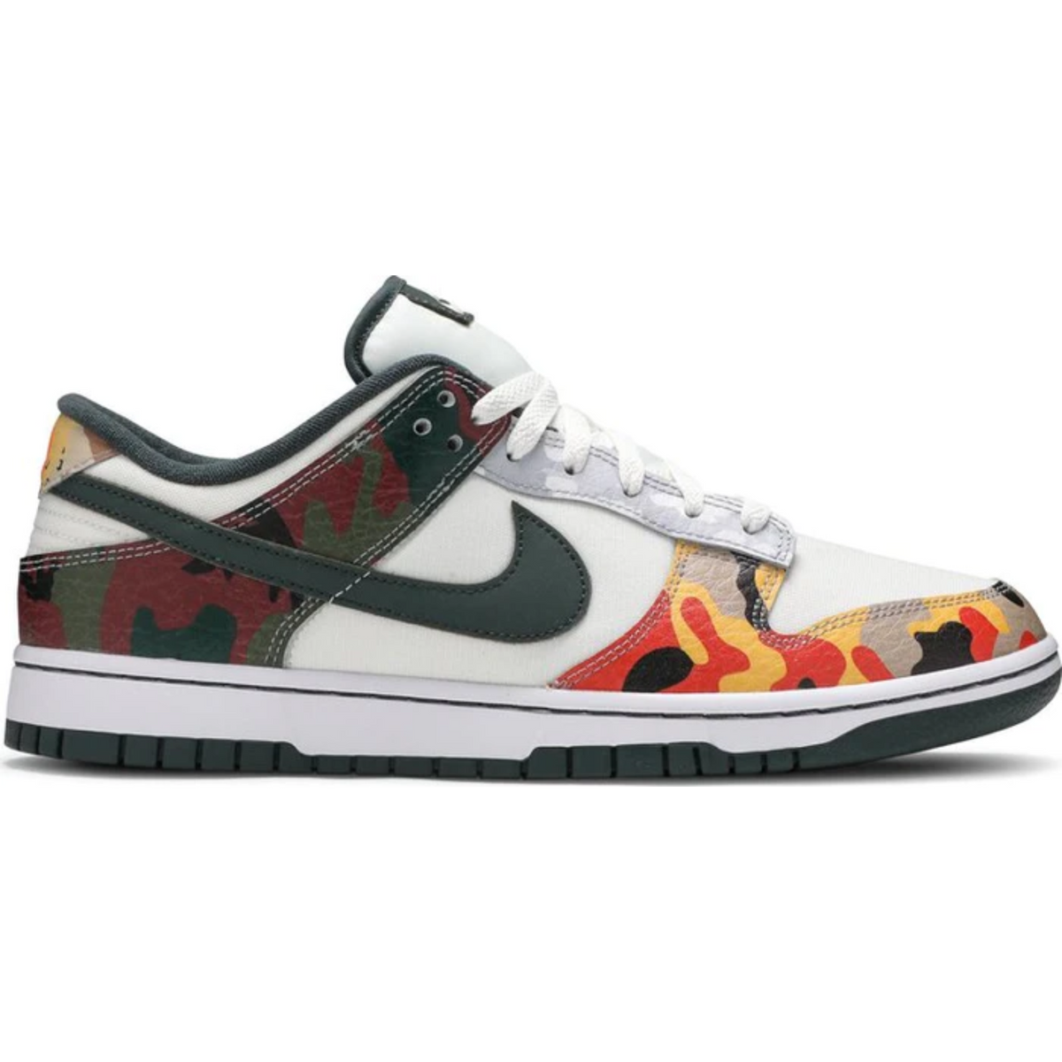 Nike Dunk Low SE 'Sail Multi-Camo'