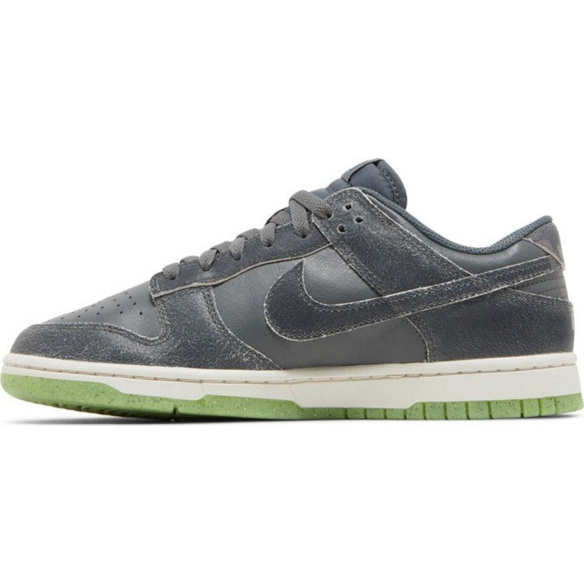 Nike Dunk Low SE 'Halloween - Cauldron'