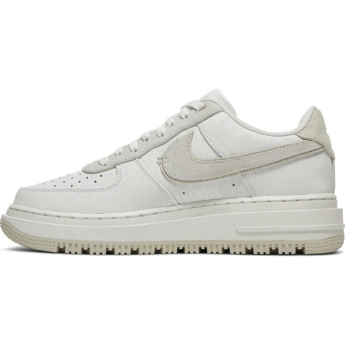 Nike Air Force 1 Luxe 'Triple White'