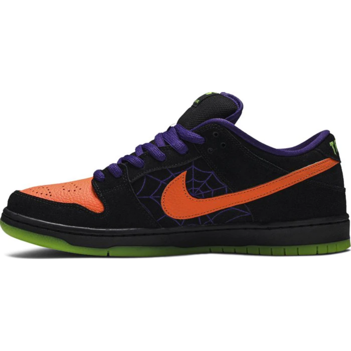 Nike Dunk Low SB 'Night of Mischief'